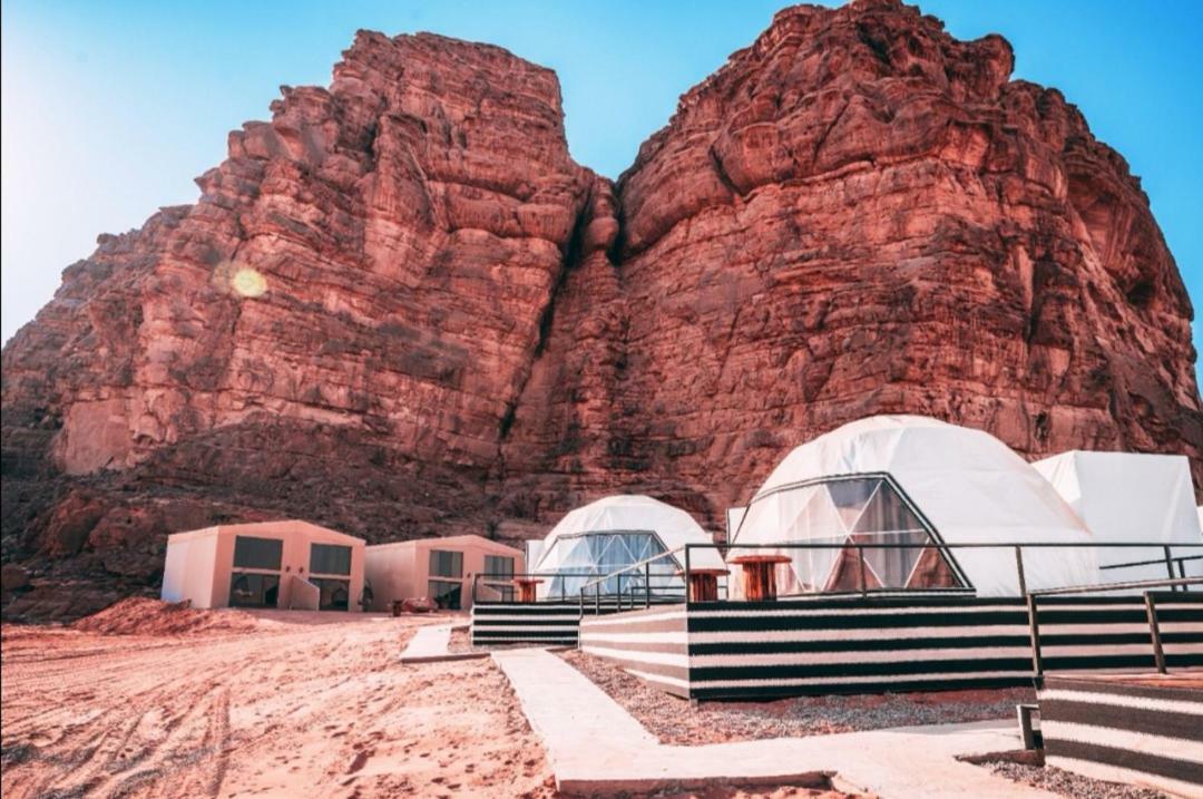 Zeina Desert Lodge วาดิรัม ภายนอก รูปภาพ