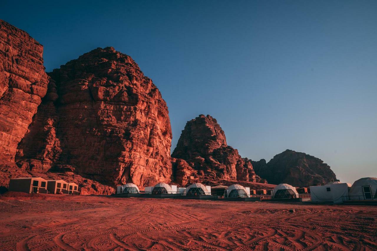 Zeina Desert Lodge วาดิรัม ภายนอก รูปภาพ