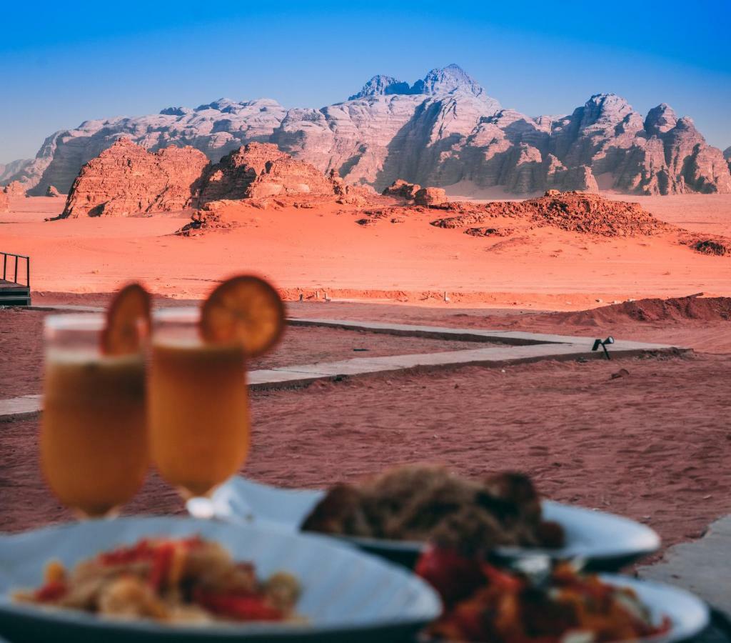 Zeina Desert Lodge วาดิรัม ภายนอก รูปภาพ