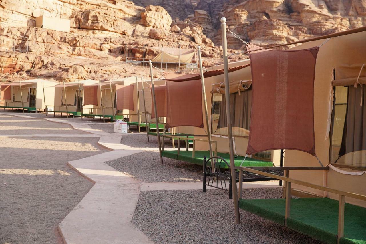 Zeina Desert Lodge วาดิรัม ภายนอก รูปภาพ